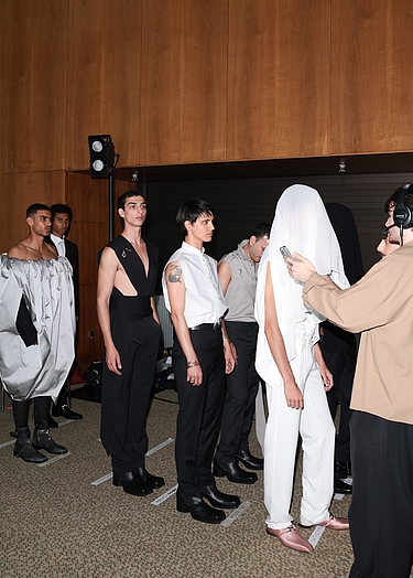 © GmbH by Jeremy Möller