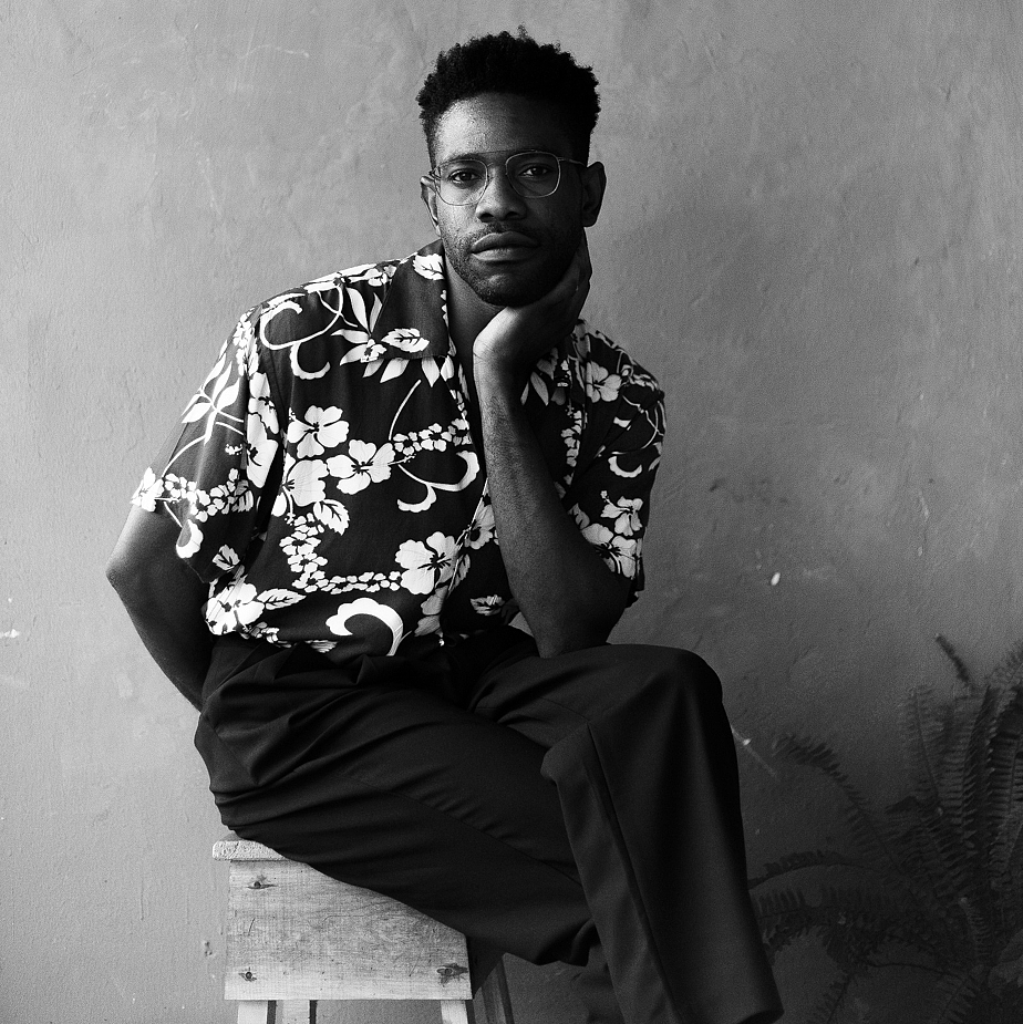 Designer Kenneth Ize Designer Kenneth Ize